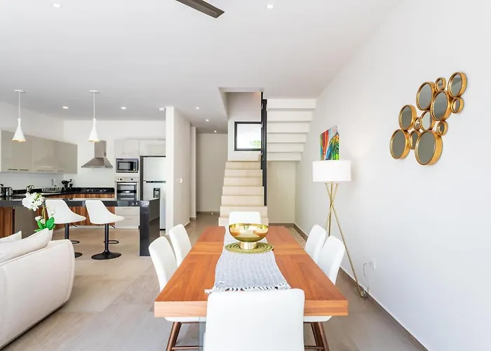 Entire House- 3br With Private Roof Deck * Playa del Carmen